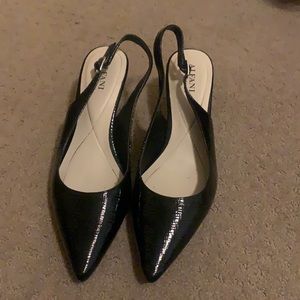 Cute heels! Size 8 Used twice, very good condition. Super comfortable! 2in heel